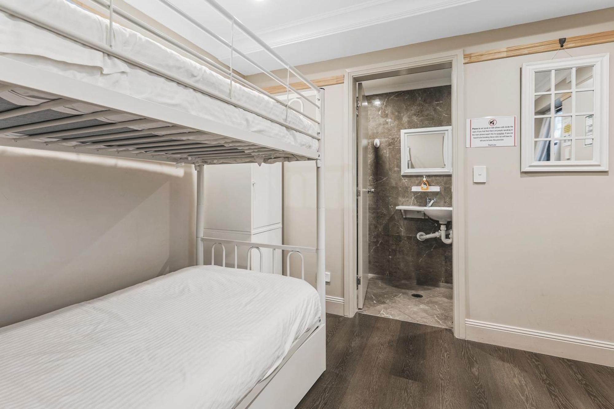 Azzurro Boutique Hotel - Surry Hills Сідней Екстер'єр фото